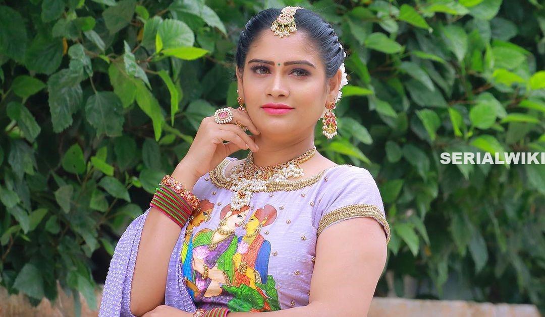 Actress Anjali Pavan Biography, Age, Husband, Family, Serials List, Movies List, Wiki, Photos & More